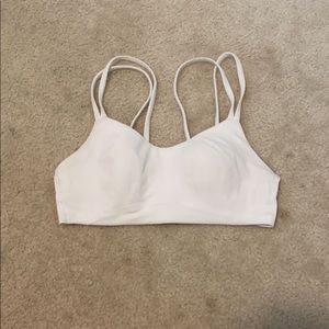 Lululemon like a cloud bra